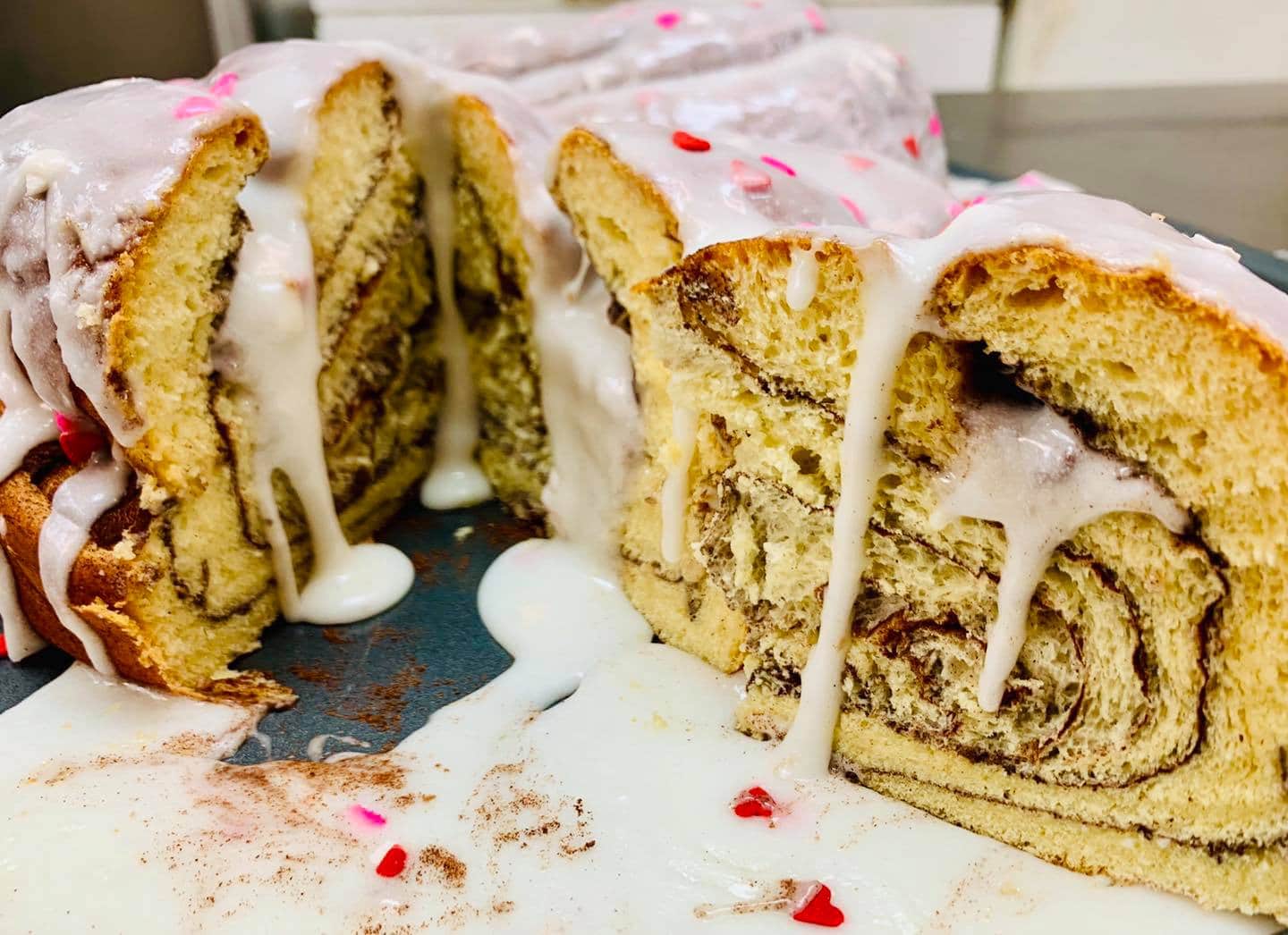 Everything’s Bigger in Texas: The 10-Pound Cinnamon Roll Sensation