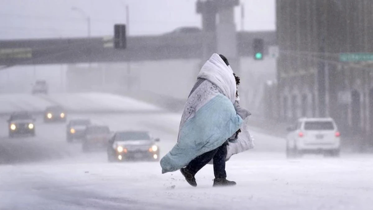 Storms Sweep Across the State, Cooler Temperatures Expected Monday