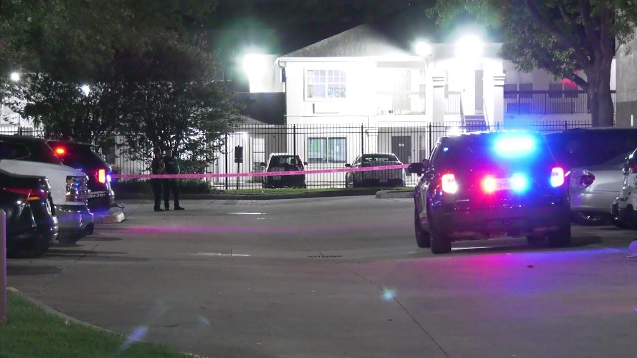 Suspect at Large After Two Juveniles Found Shot Outside Texas City Apartment