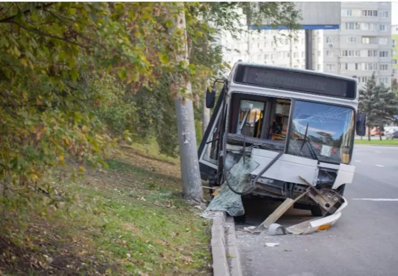 Tragedy in Hudson Valley: Two Children Critically Injured in Bus Crash