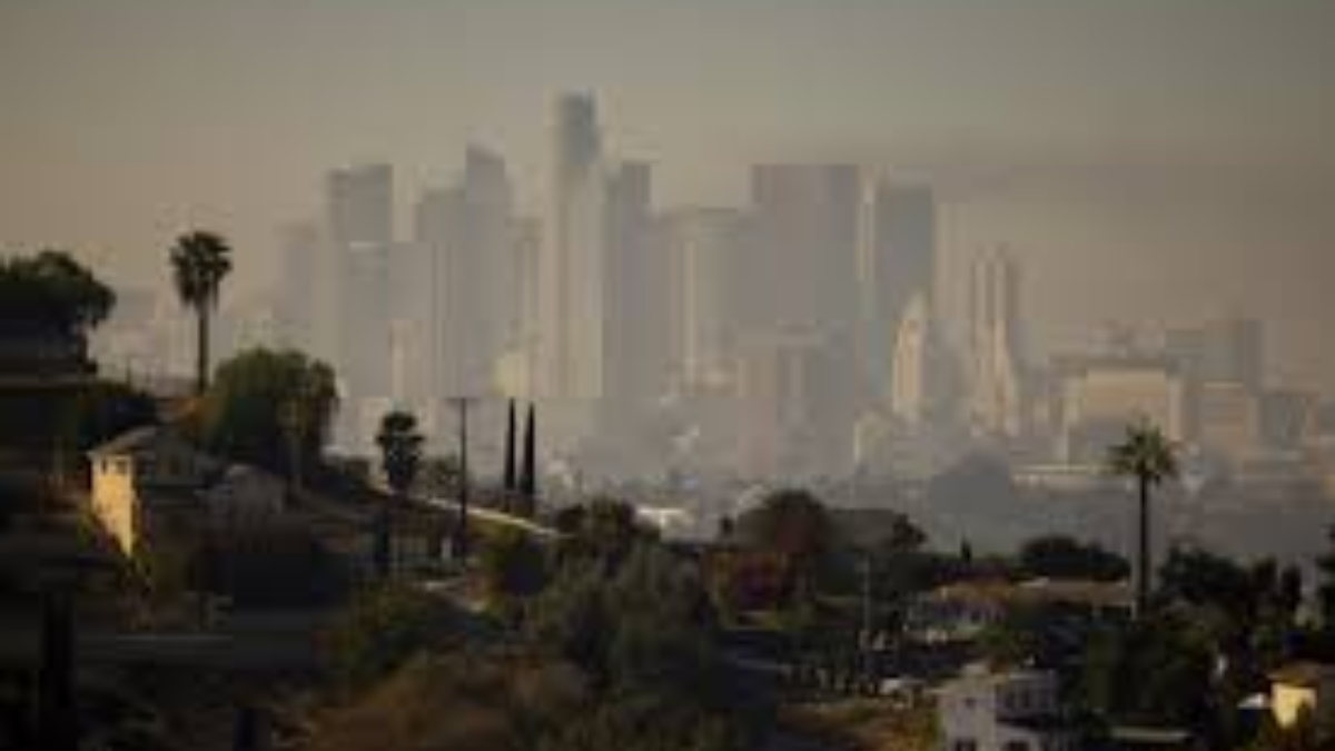 Serious Risk? Californians Urged to Keep Doors and Windows Shut Amid Wildfire Smoke